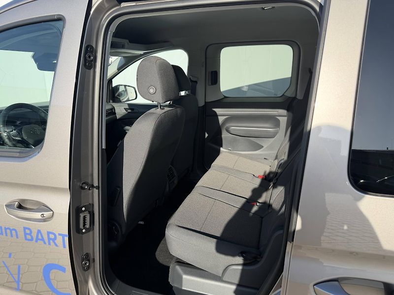 Volkswagen Caddy (2026) PHEV 19,7kWh DSG 1,5TSI - fotka 22 z 25