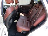 Hyundai Santa Fe (2015) 2.2 CRDi 4x4, AT, panor - náhled 10