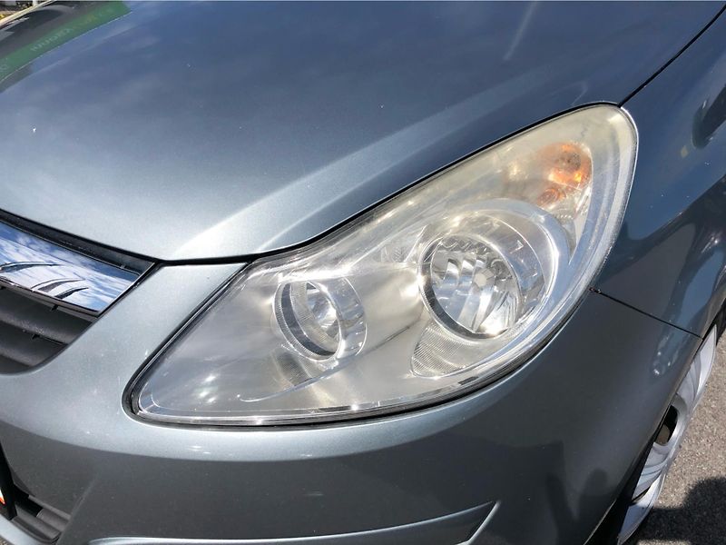 Opel Corsa 1.2 - fotka 24 z 27