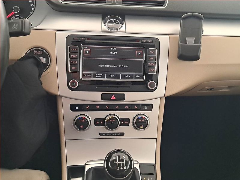 Volkswagen CC (2013) Highline 2.0 TDI, Kůže, Navi - fotka 12 z 21
