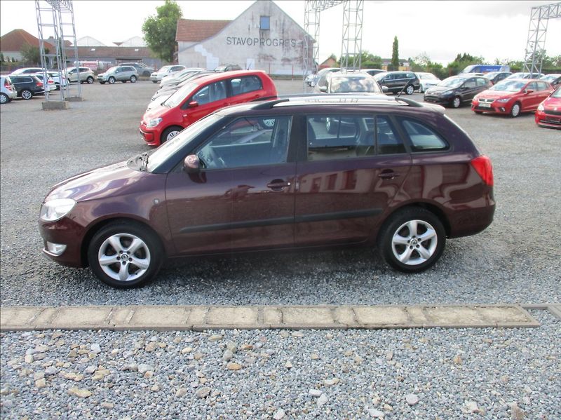 Škoda Fabia 1,2 TSI, digiklima,servis,tažn - fotka 4 z 34