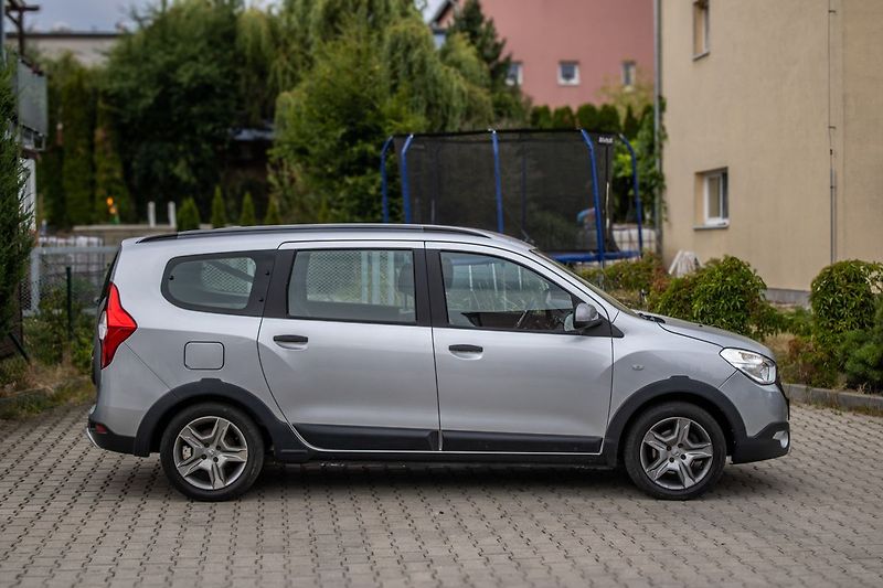 Dacia Lodgy - fotka 4 z 19