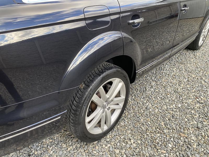 Audi Q7 3.0TDi 4x4 240PS FL 8Q SLINE!! - fotka 49 z 156