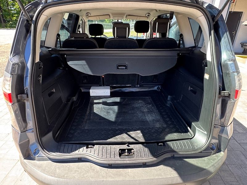 Ford S-MAX (2008) 2.0 TDCi - fotka 25 z 28