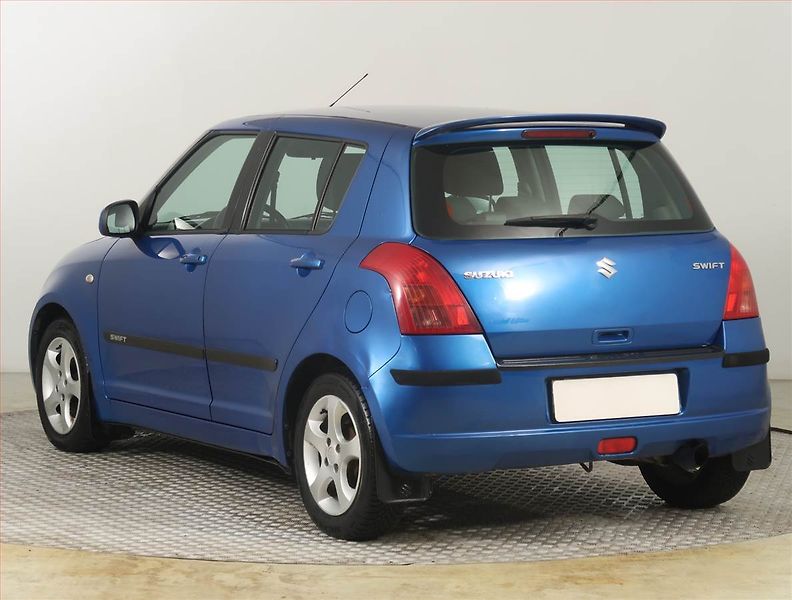 Suzuki Swift (2007) 1.3 i, nová STK, Klima - fotka 4 z 16