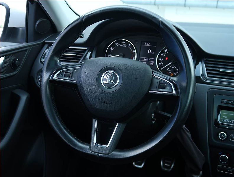 Škoda Rapid (2014) Spaceback 1.2 TSI, Serv.kniha - fotka 17 z 17