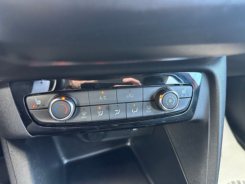 Opel Corsa (2020) 1.2Turbo 74kw - fotka 17 z 19