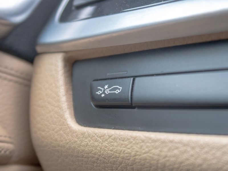 BMW Řada 5 (2012) 3.0D – NOVÉ V ČR - fotka 35 z 55