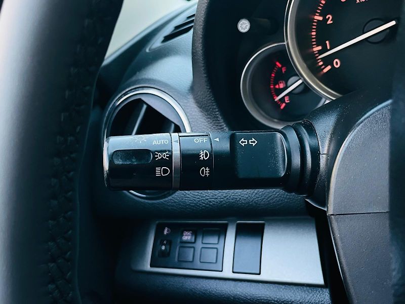 Mazda 6 2.0i MAN 1MAJITEL VÝHŘEV TAŽNÉ - fotka 37 z 41