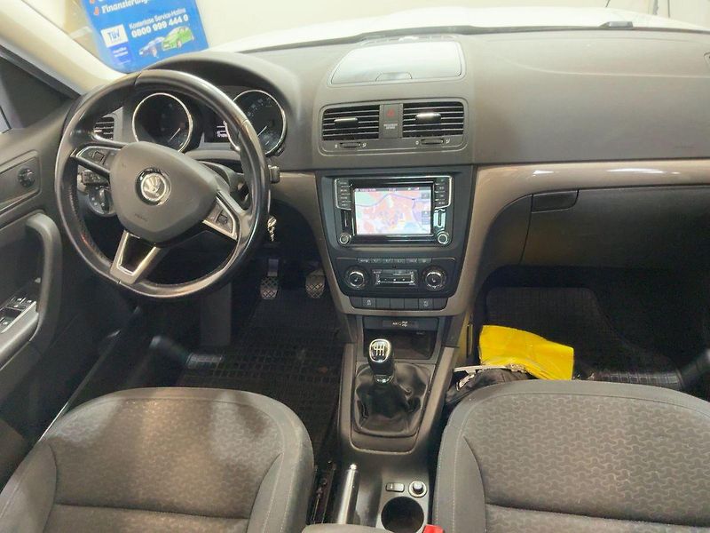 Škoda Yeti (2015) 1.2 TSI Elegance - NAVI -DIGI  - fotka 8 z 11