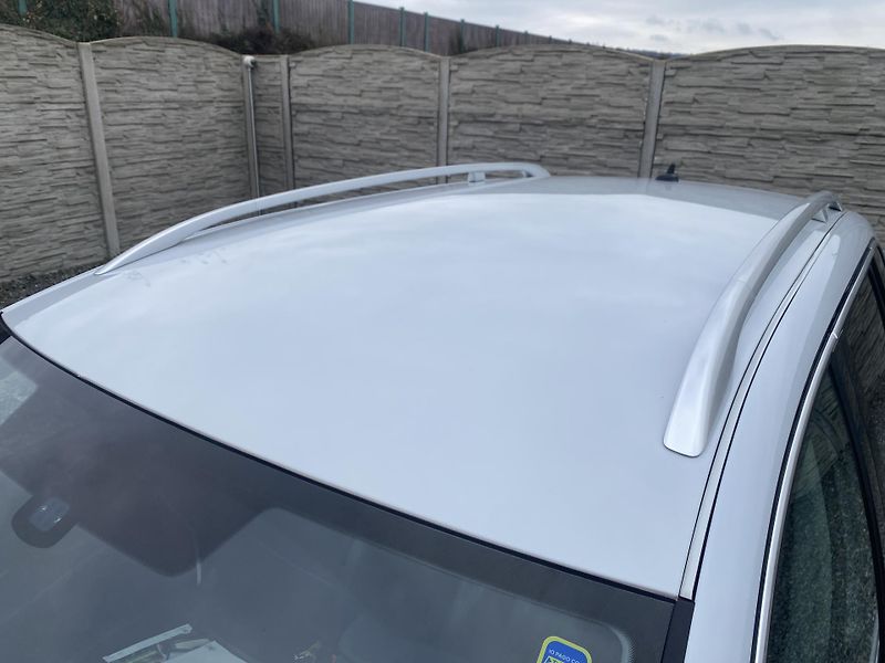 Škoda Superb 2.0TDi 4x4 170PS DSG L+K COMBI - fotka 16 z 158