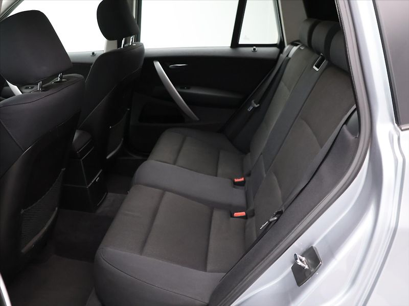 BMW X3 2,0 D xDrive 110kW Xenon Tažné - fotka 13 z 23