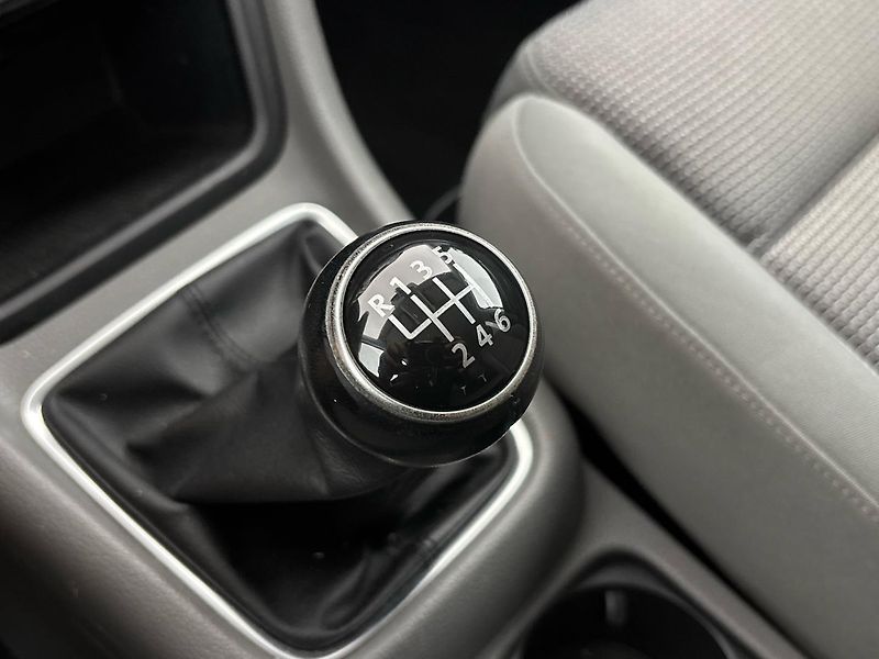 Volkswagen Sharan 7míst - fotka 20 z 26