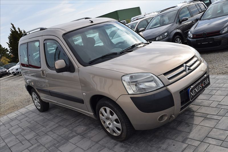 Citroën Berlingo 1,6 16V 80KW NOVÉ SVÍČKY - fotka 4 z 34