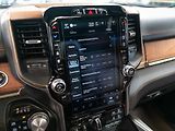 Dodge RAM (2022) 5.7 Longhorn RAMBOX Multitail - náhled 30
