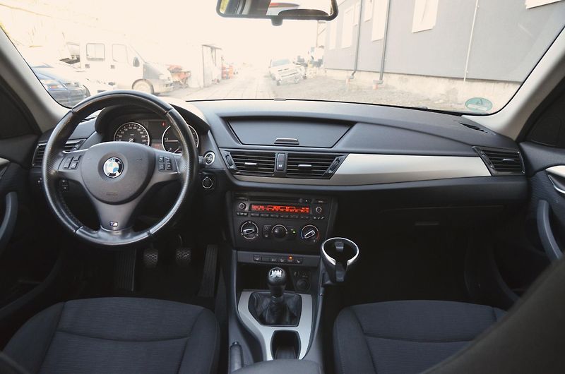 BMW X1 (2013) xDrive 18d // NOVÉ ROZVODY // - fotka 17 z 33