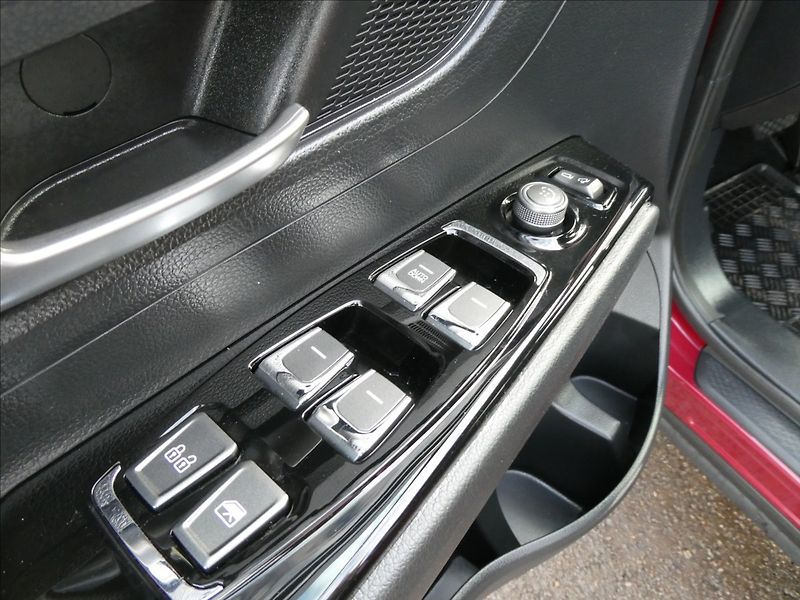 SsangYong Korando 1,5 T-GDI 120kW Automat,Style - fotka 33 z 43