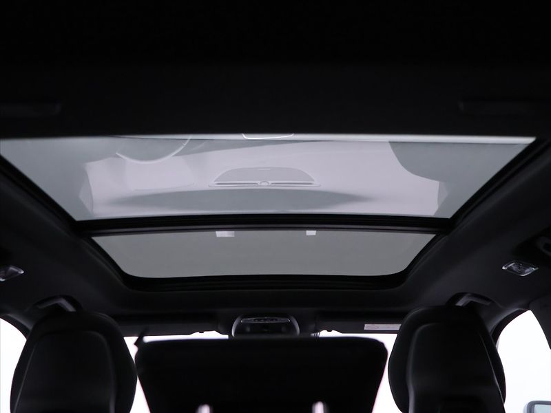 Volvo XC90 2,0 173 kW AWD Momentum DPH 7m - fotka 32 z 39