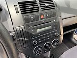 Volkswagen Polo 1,2 i KLIMATIZACE - náhled 11