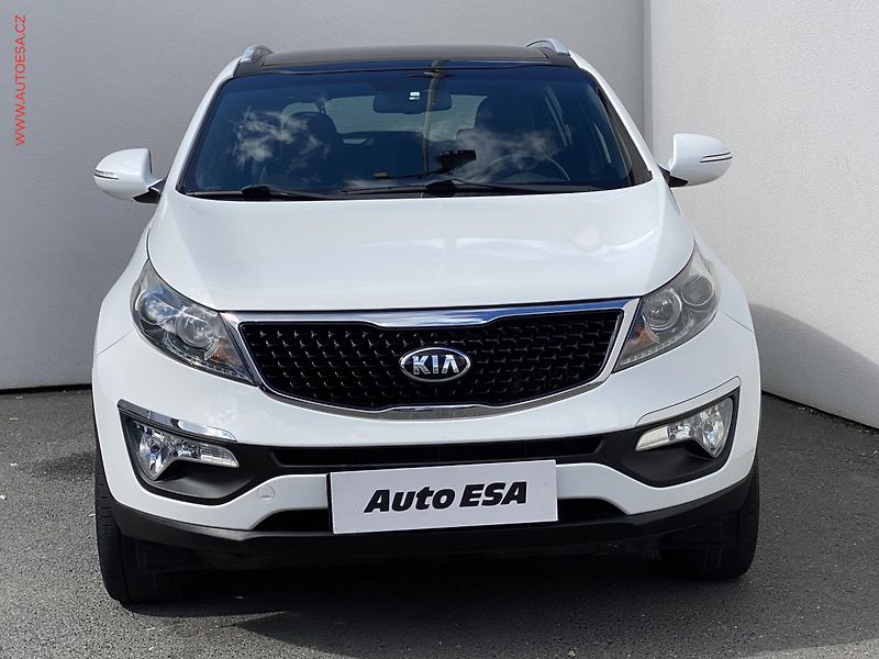 Kia Sportage (2014) 1.7 CRDi, Premium, panor - fotka 2 z 18