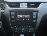 Škoda Octavia (2013) RS 2.0 TSI, Automat - náhled 12