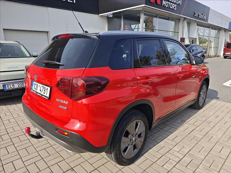 Suzuki Vitara 1,4 BoosterJet Hybrid  Premium - fotka 6 z 22