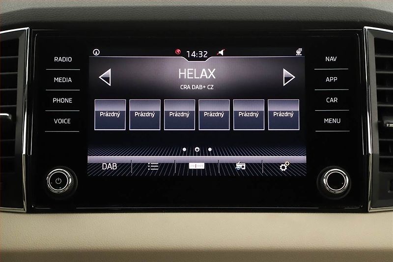 Škoda Karoq (2018) 2.0 TDI - fotka 12 z 20