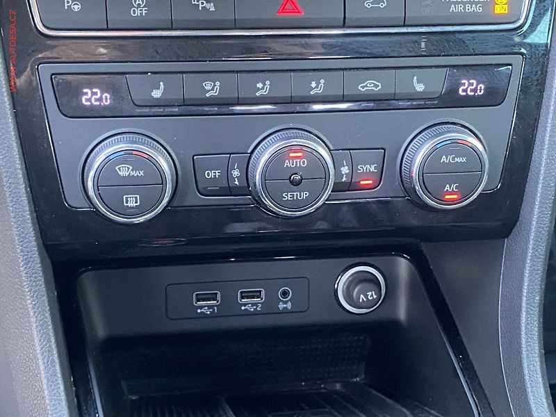 Seat Ateca (2017) 2.0 TDi 4x4, Xcellence, DSG - fotka 15 z 20
