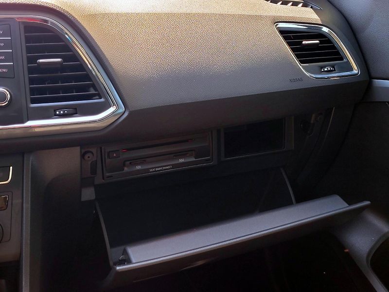 Seat Ateca TDi STYLE CEBIA,kamera,LED    - fotka 33 z 44