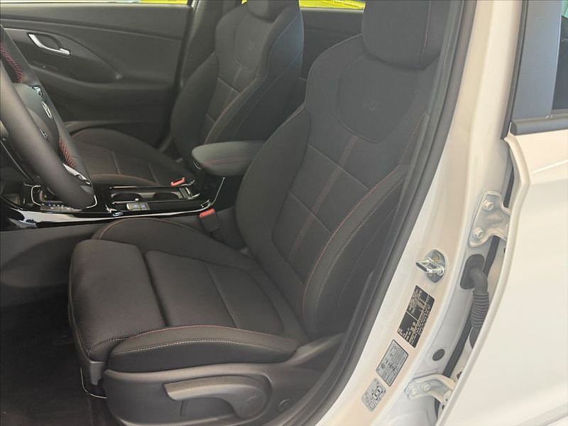 Hyundai i30 1,5 T-GDI GO NLINE! AT - fotka 8 z 15