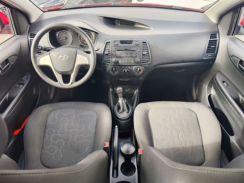 Hyundai i20 1.2i/57kW Comfort A/C - fotka 11 z 22