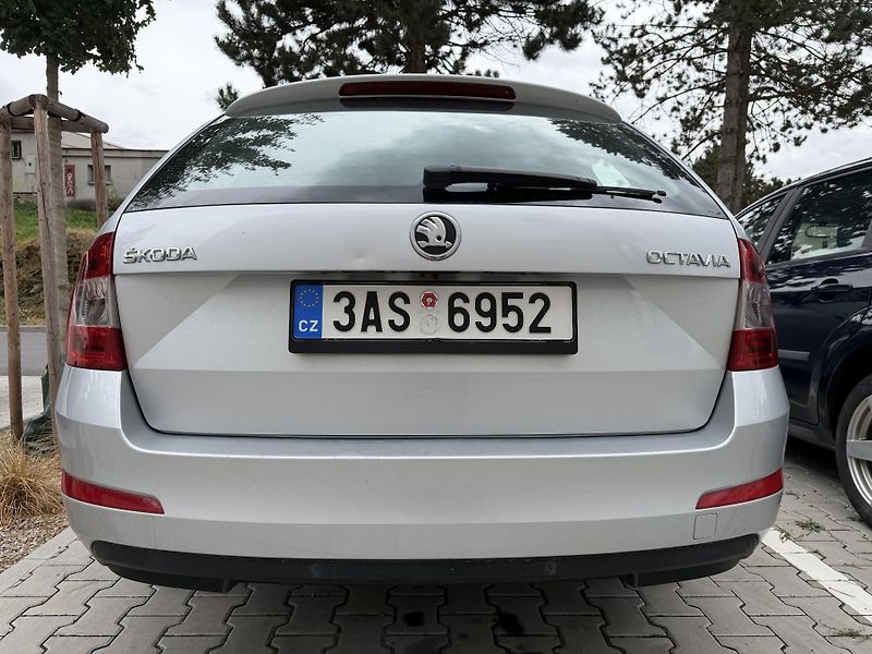 Škoda Octavia (2013) - fotka 10 z 28