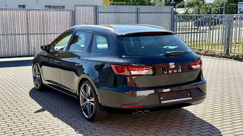 Seat Leon ST*2.0TDi*135kW*FR*LED*ACC* - fotka 3 z 20