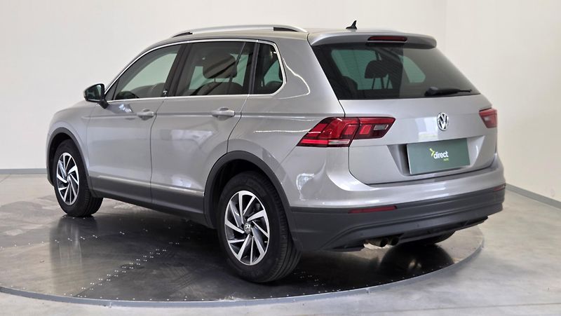 Volkswagen Tiguan - fotka 3 z 6