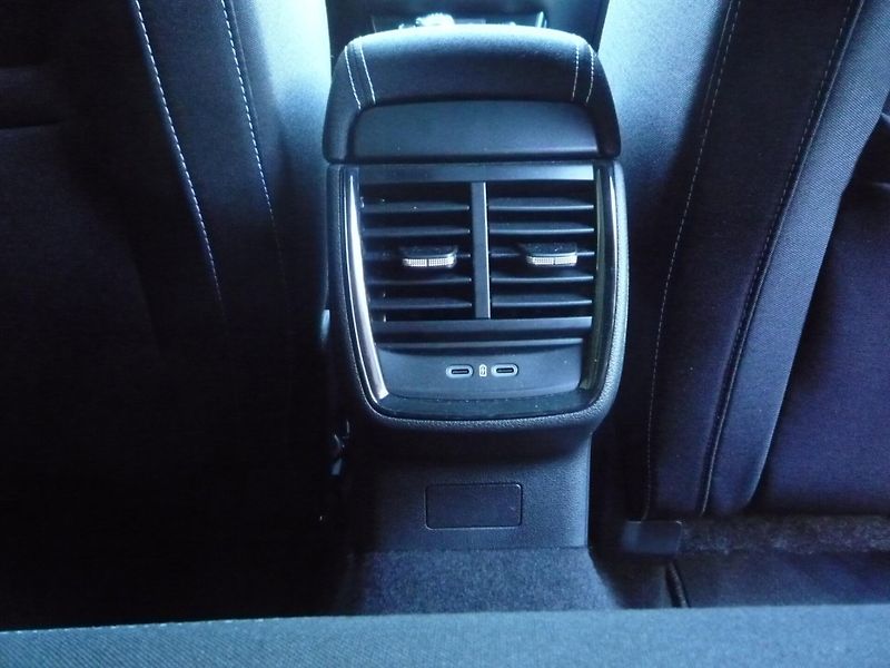 Škoda Scala (2025) 1,0TSi 85kW MONTE CARLO - fotka 23 z 26