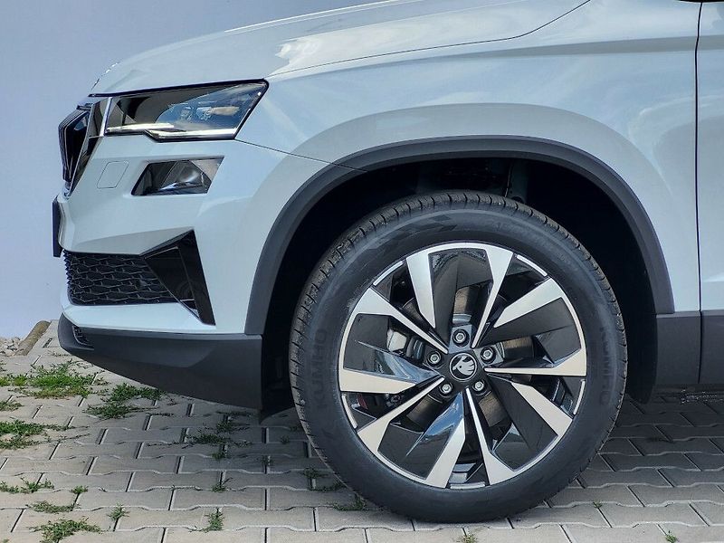 Škoda Karoq Dynamic 1,5TSI 110kW - fotka 32 z 32