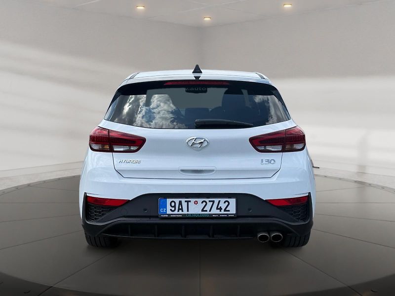 Hyundai i30 (2023) N LINE 1.0T-GDI 88kW CZ DPH - fotka 5 z 11