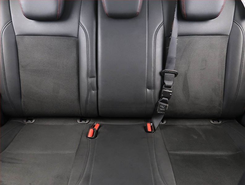 Suzuki Vitara (2015) Elegance 1.4 BoosterJet, 4X4 - fotka 10 z 23