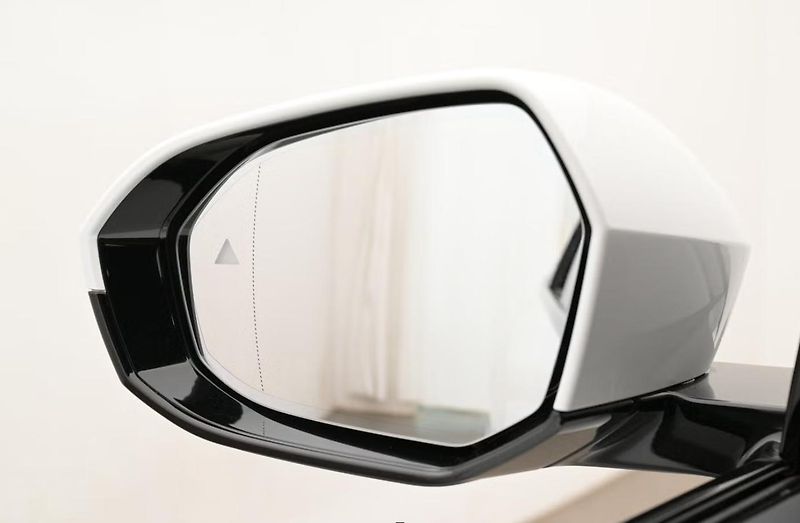 BMW i5 xDrive40 Touring M SoH 93% Kam - fotka 21 z 26