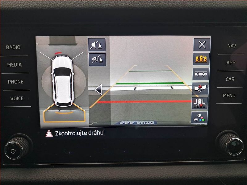 Škoda Kodiaq (2016) Style Plus 2.0 TDI 4x4, 4X4 - fotka 17 z 23