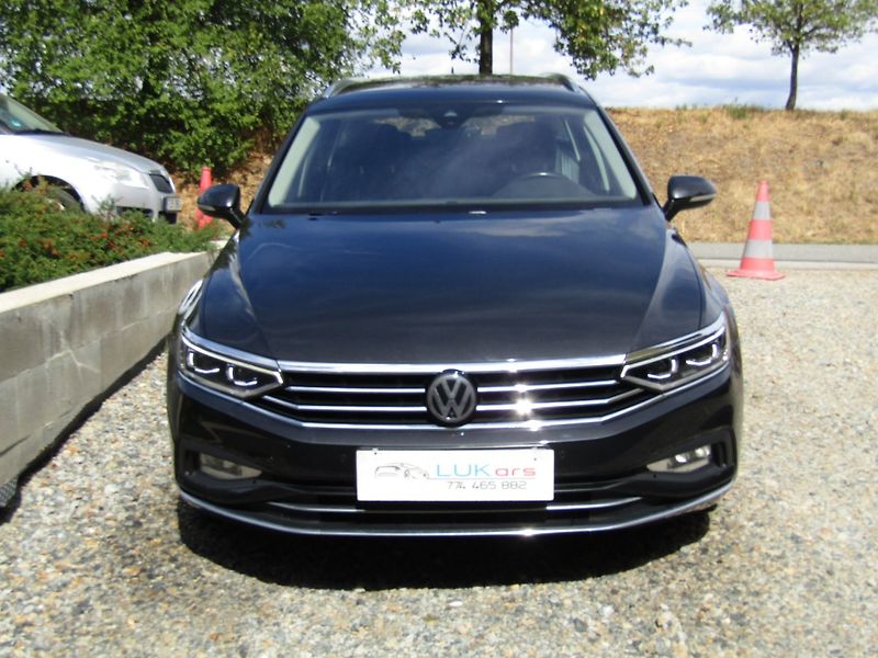 Volkswagen Passat Variant (2020) 2.0 TDI 110kW DSG  ACC - fotka 6 z 45