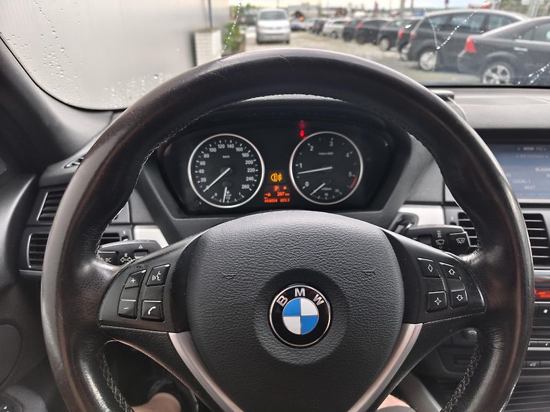BMW X5 ČR, 4X4 - fotka 14 z 19