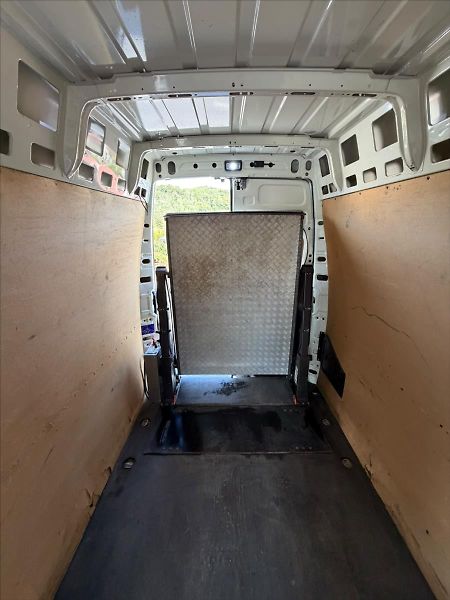 Iveco Daily 3,0 70C18HA8V 18cm3 - fotka 17 z 46