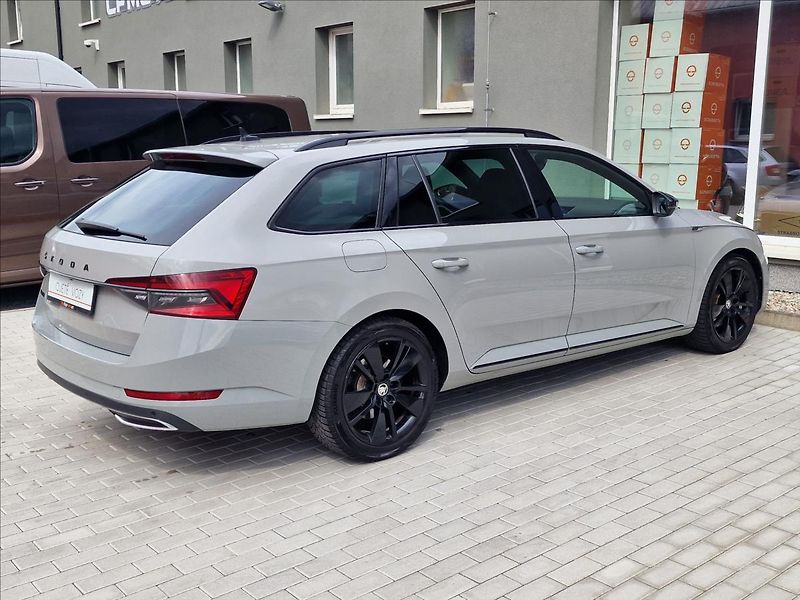 Škoda Superb 2.0TDI 140kW DSG SportLine ,ČR - fotka 11 z 50