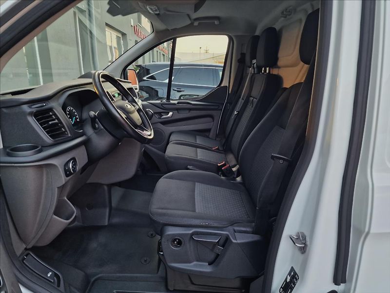 Ford Transit Custom 2.0TDCI Trend L1,ČR,1.Majitel - fotka 20 z 43
