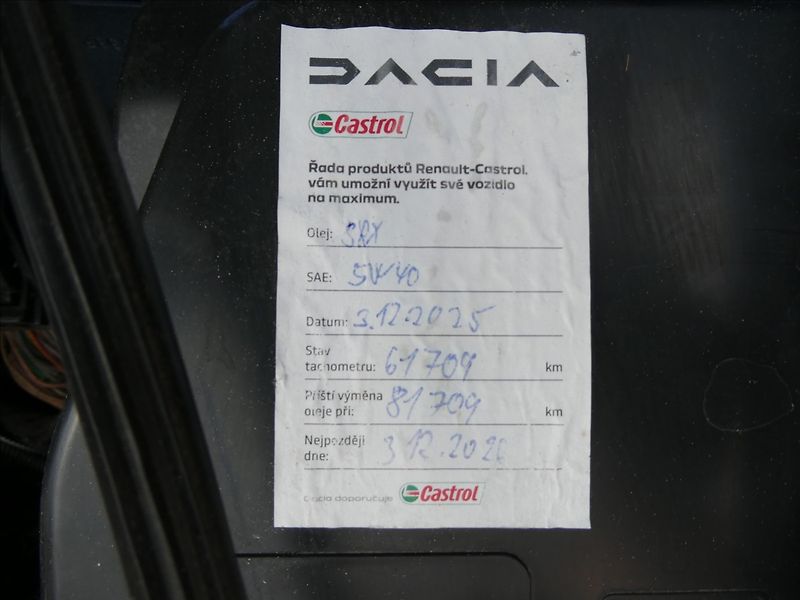 Dacia Sandero 1,0 SCe 54kW serviska, ČR - fotka 36 z 40