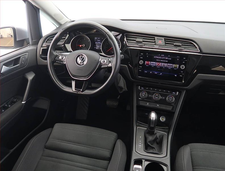 Volkswagen Touran (2022) Comfortline 2.0 TDI, Automat - fotka 7 z 20