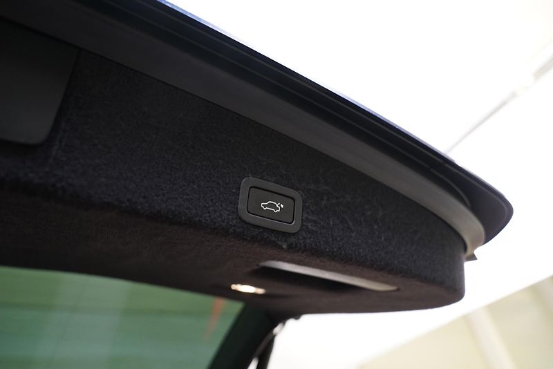 Volvo XC60 - fotka 25 z 25