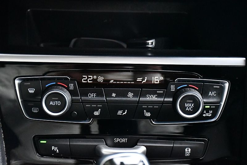 BMW Řada 2 216D GRAN TOURER 7MÍST 1.M ČR - fotka 27 z 38