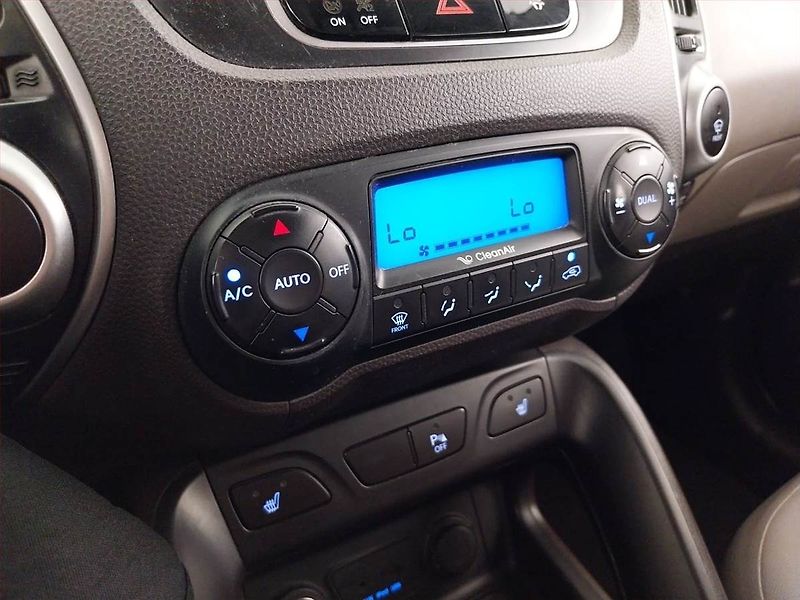 Hyundai ix35 (2011) 2.0 CRDi, 4X4, Tempomat - fotka 13 z 20